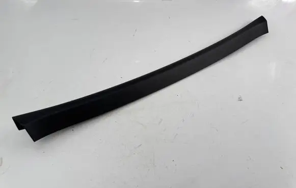 Tesla Model S Tailgate trim 100923600H 126929