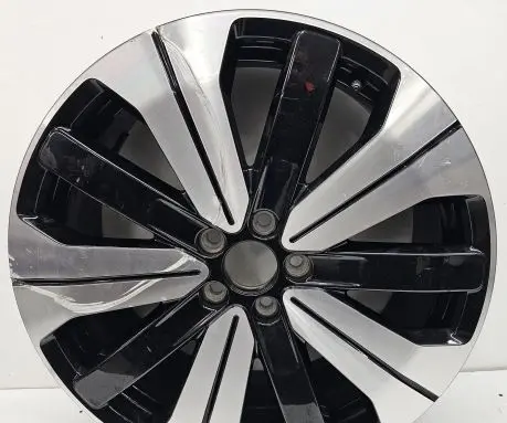 Volvo XC40 R19 alloy rim 32143627