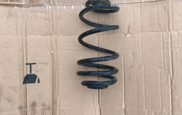 Opel Insignia A Rear coil spring 13276204 13276205 13302432