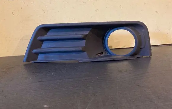 Ford C-MAX I Front fog light trim/grill 3M51R19952AD 0097A