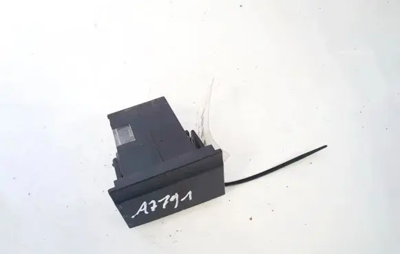 Nissan Primera Car ashtray 68800ba000