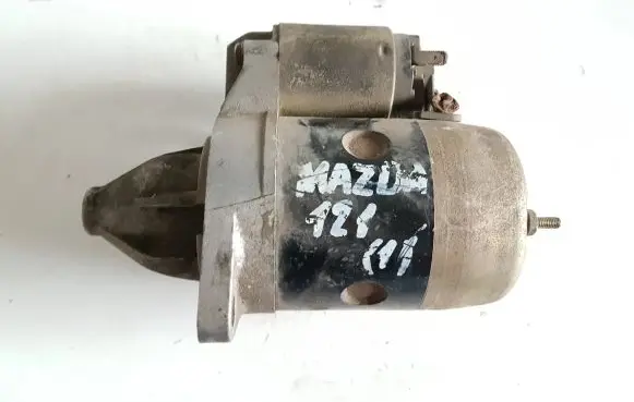 Mazda 121 Starter motor M3T33081