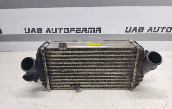 Hyundai i30 Intercooler radiator 282702A770