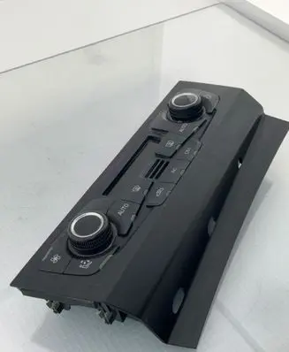 Audi A4 S4 B8 8K Climate control unit 8T2820043AF A2C53345978