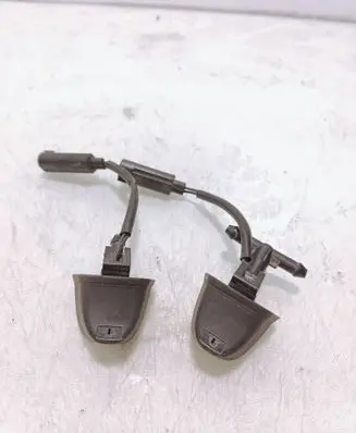 BMW 3 E90 E91 Windshield washer spray nozzle 8365385 19651621