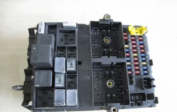 Jeep Grand Cherokee (WJ) Fuse module 56038406AJ