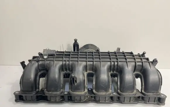 BMW M4 F82 F83 Intake manifold 70323536 7576911