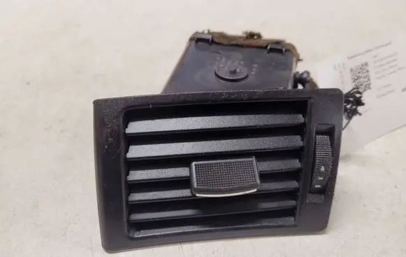 Audi A4 S4 B6 8E 8H Dashboard side air vent grill/cover trim 8E0820901 36113040 438301