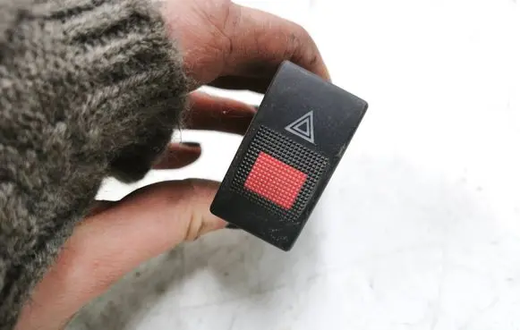 Audi A4 S4 B5 8D Hazard light switch 8D0941509D