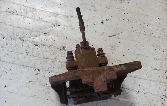 Chrysler Pacifica Rear brake caliper NOCODE