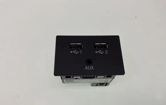 Audi A3 S3 8V USB socket connector 81A035736 007260038181