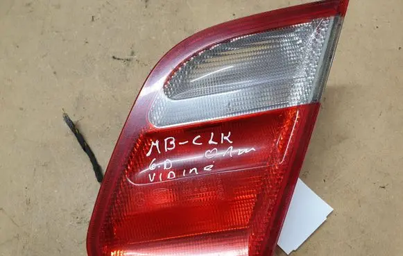 Mercedes-Benz CLK A208 C208 Tailgate rear/tail lights 2088200664 147596