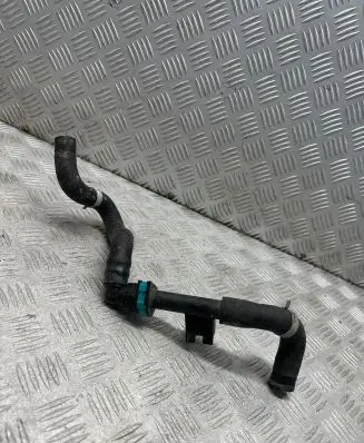 Toyota RAV 4 (XA50) Engine coolant pipe/hose