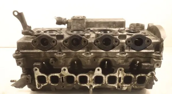 Opel Astra H Engine head 
