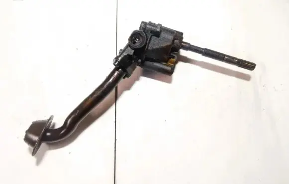 Audi A4 S4 B5 8D Oil pump 058115153