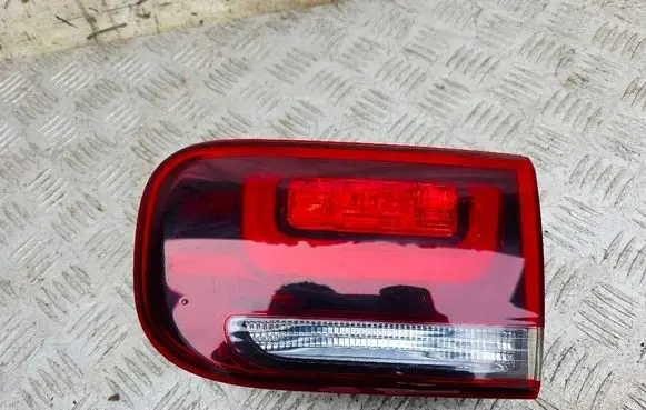Citroen C4 Cactus Tailgate rear/tail lights 90150868 9824578380