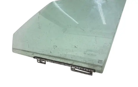 Volvo 740 Front door window glass four-door 43R00049 DOT24M25AS2