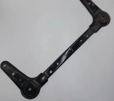 Nissan Leaf II (ZE1) Front subframe