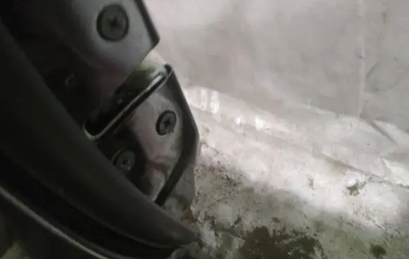 Mazda 2 Front door lock