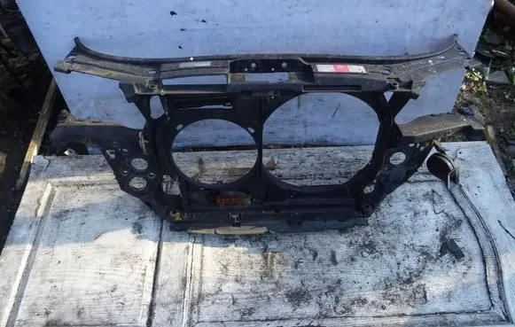 Audi A6 Allroad C5 Radiator support slam panel