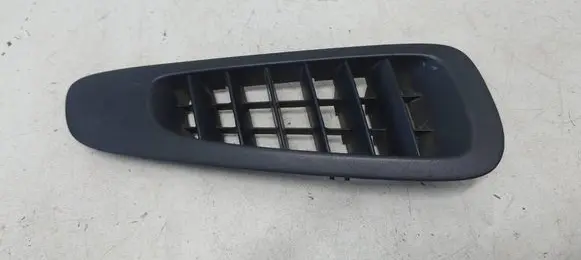 Mercedes-Benz Vito Viano W639 Dashboard air vent grill cover trim A6398310160 6398310160