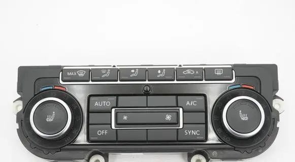 Volkswagen Tiguan Climate control unit 5K0907044GK