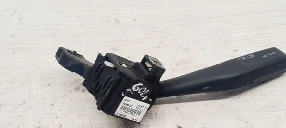 Volkswagen Golf V Indicator stalk 1K0953513
