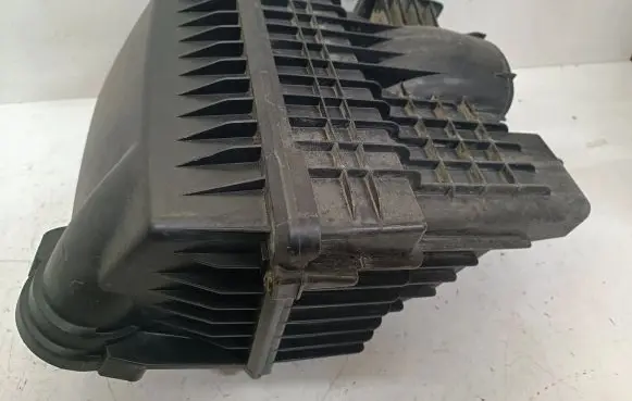 Citroen DS5 Air filter box 9657982380 9653388980