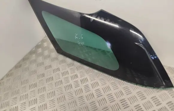 Citroen DS5 Rear side window 151998