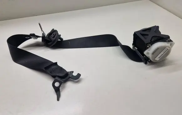 BMW X3 F25 Front seatbelt S1725843106 14B1131P0258