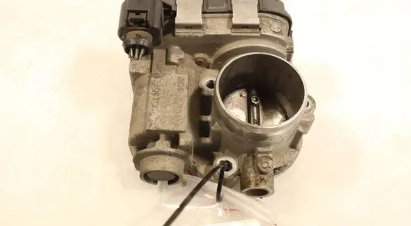 Skoda Fabia Mk3 (NJ) Throttle body valve 04C133062D