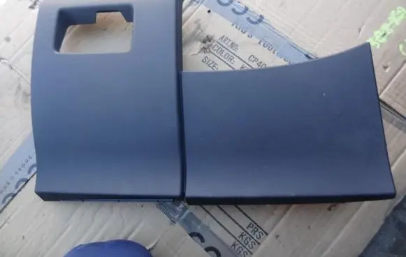 Dashboard lower bottom trim panel