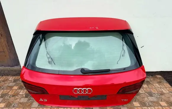 Audi A3 S3 8V Tailgate/trunk/boot lid