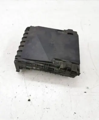 Volkswagen Golf Plus Fuse module 1K0937125C