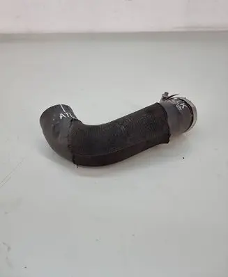 Audi SQ7 Intercooler hose/pipe 4M0145737