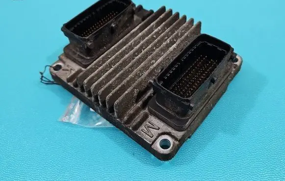 Opel Combo C Engine control unit/module ECU 28019046 IMPRK1485062
