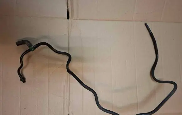 Nissan X-Trail T32 Breather hose/pipe 