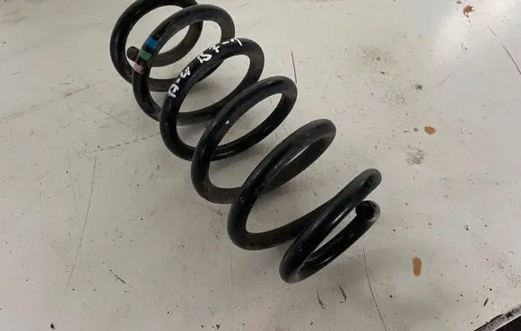 Audi A4 S4 B7 8E 8H Front coil spring 8E0411105BJ 8E0411105DJ