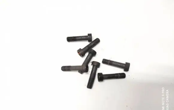 Toyota RAV 4 (XA30) Nuts/bolts 