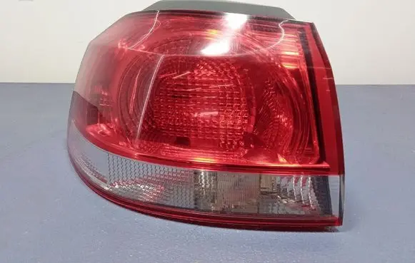 Volkswagen Golf Plus Rear/tail lights 5K0945095E
