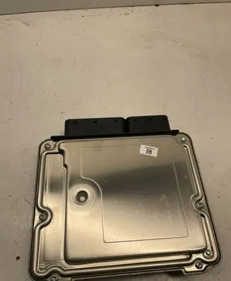 BMW 3 F30 F35 F31 Engine control unit/module 0281019680 030912549 8573257