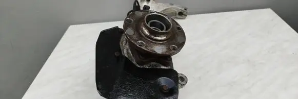 Audi A6 S6 C5 4B Front wheel hub spindle knuckle 4B3257G