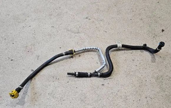 Land Rover Range Rover Evoque L551 Engine coolant pipe/hose K8D29H336AA