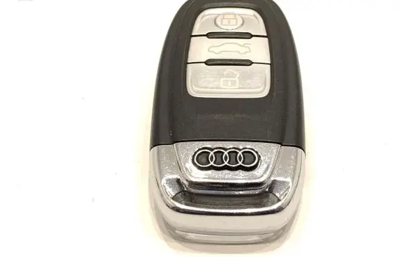 Audi A6 S6 C7 4G Ignition key/card 8K0959754D