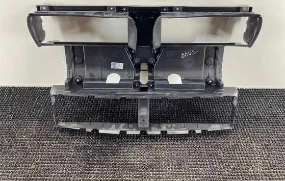 BMW 2 F45 Intercooler air guide/duct channel 7338207 7301606
