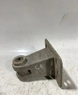 Audi A6 S6 C4 4A Front bumper mounting bracket 4a0307129b