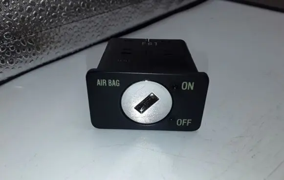 Hyundai Sonata Passenger airbag on/off switch NOCODE