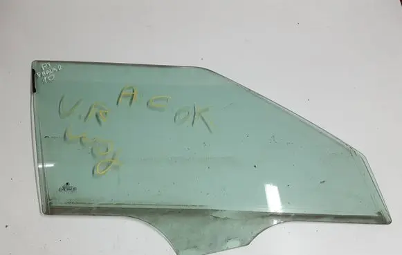 Skoda Fabia Mk2 (5J) Front door window glass four-door 