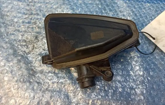 Mercedes-Benz C W203 Intake resonator A6421400087