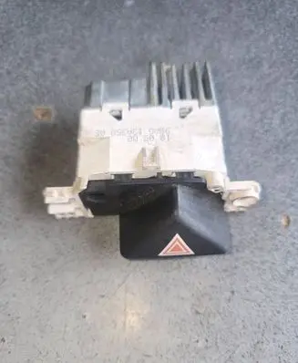 Ford Mondeo Mk III Hazard light switch 98AG13A350AE 180500
